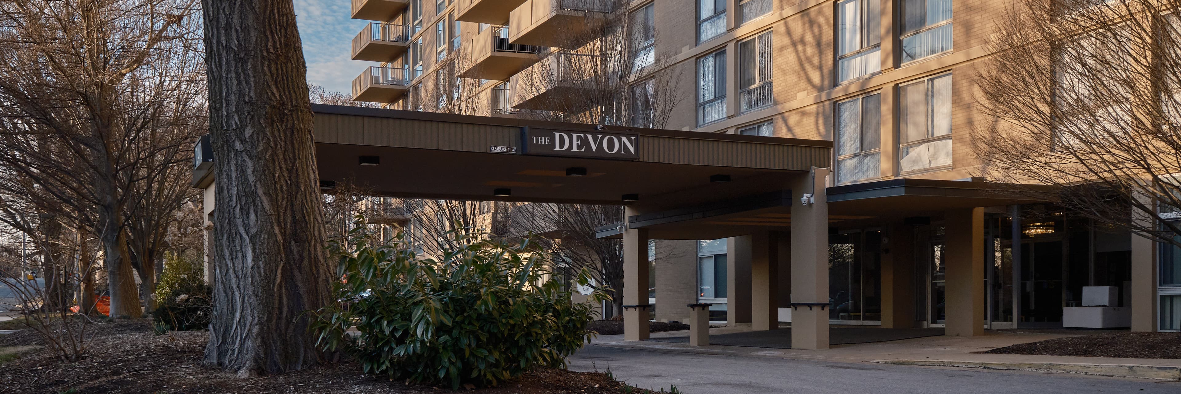 Building of The Devon Wilmington